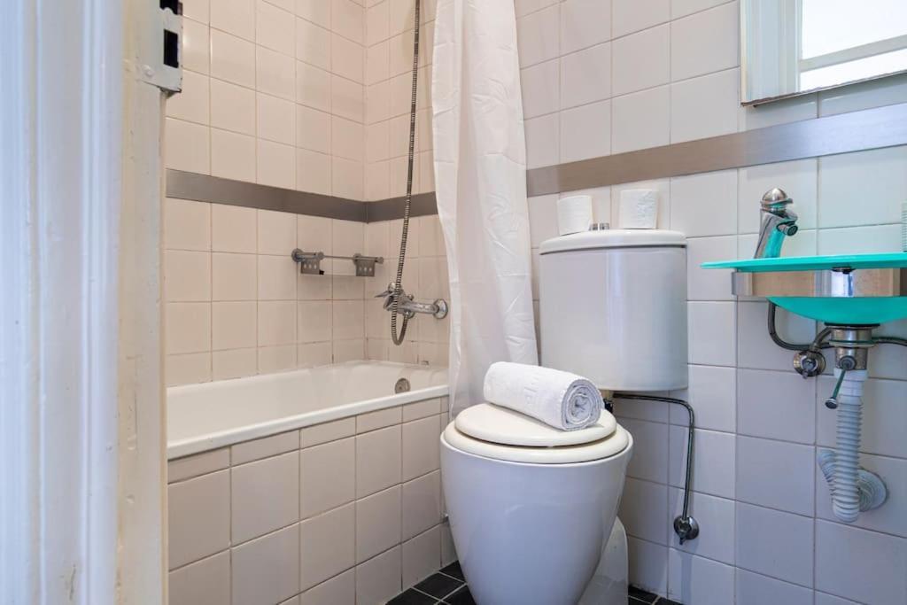 Apartment Typical 2bdr Lissabon